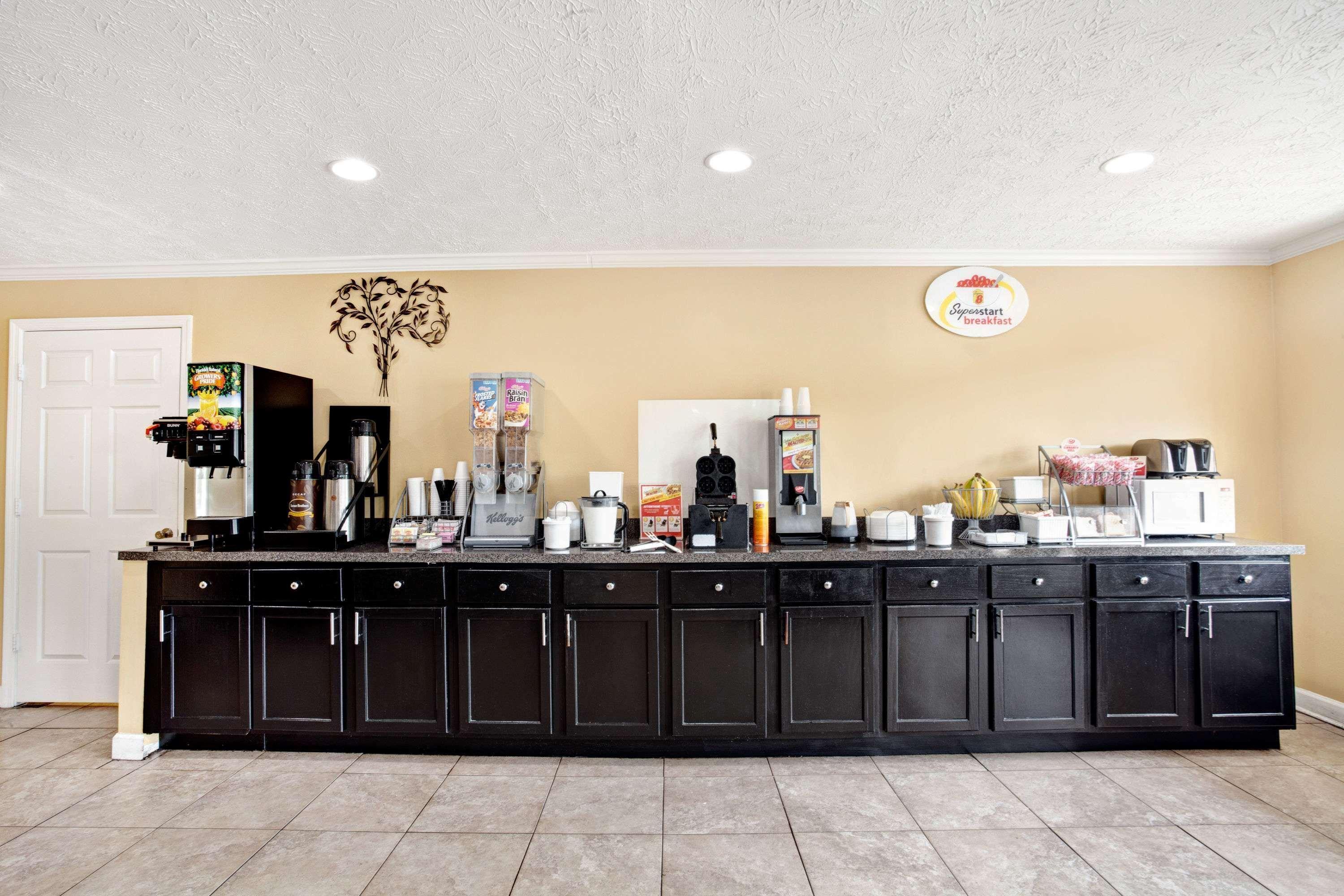 Super 8 By Wyndham Whites Creek/ Nashville Nw Area Exteriér fotografie